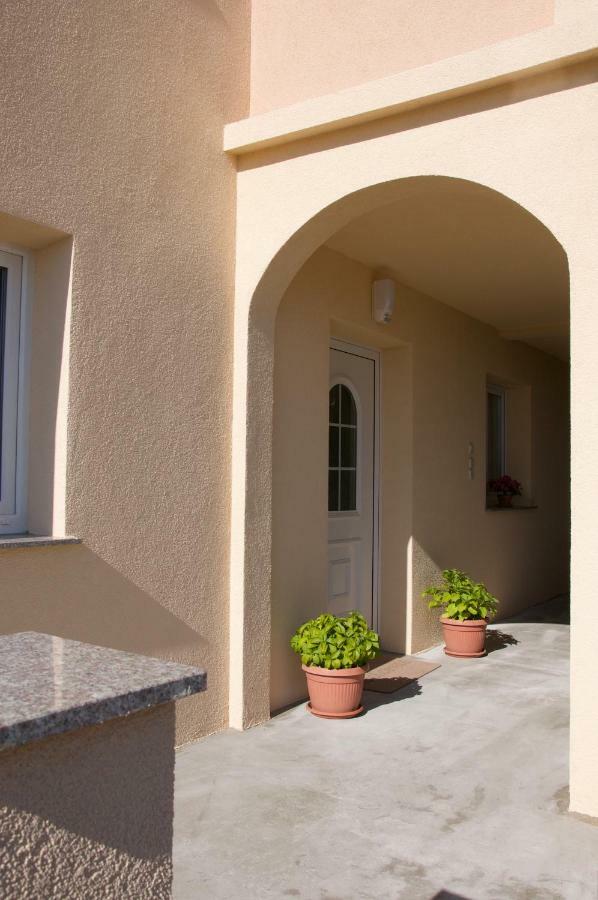Apartment Viveniti Klenovica Εξωτερικό φωτογραφία
